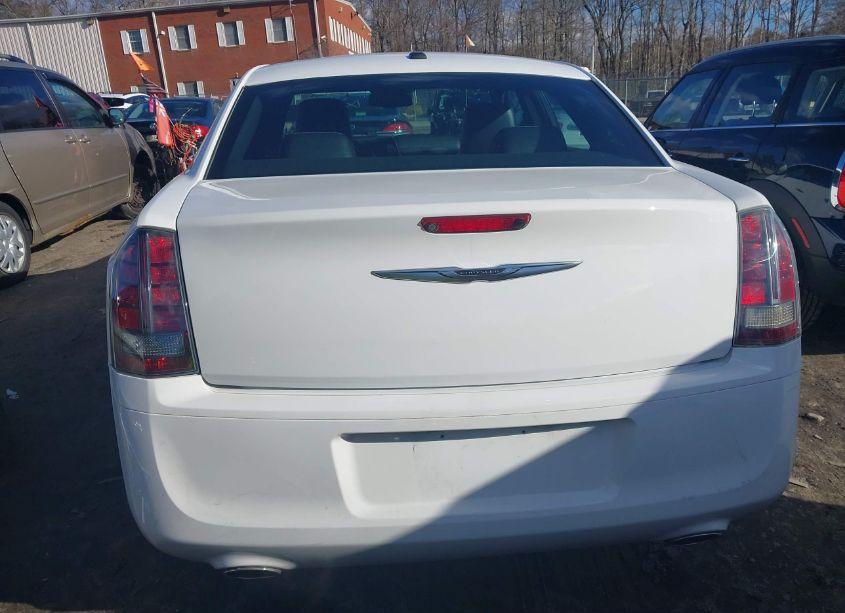 Photo 17 of 2014 Chrysler 300 300S (VIN 2C3CCAGG2EH381855)