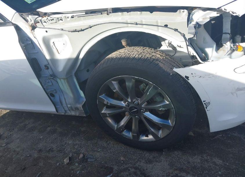 Photo 19 of 2014 Chrysler 300 300S (VIN 2C3CCAGG2EH381855)