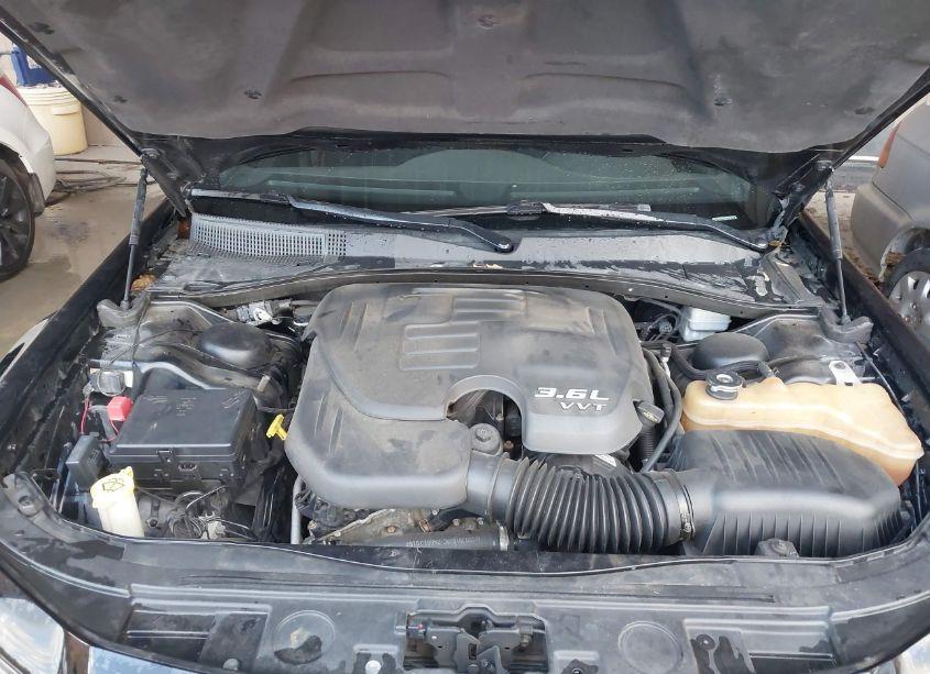 Photo 10 of 2012 Chrysler 300 S V6 (VIN 2C3CCAGG3CH133191)