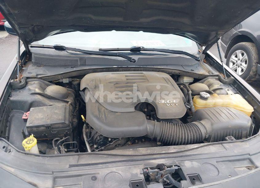 Photo 10 of 2014 Chrysler 300 300S (VIN 2C3CCAGG3EH311832)