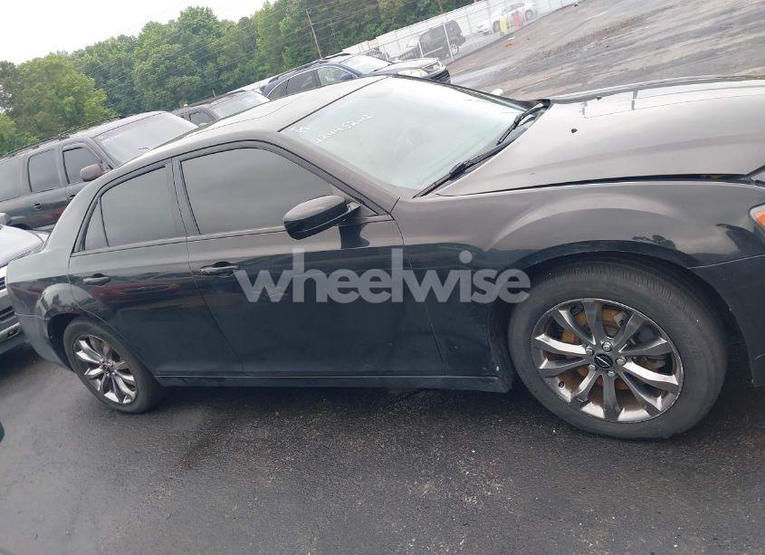 Photo 13 of 2014 Chrysler 300 300S (VIN 2C3CCAGG3EH311832)