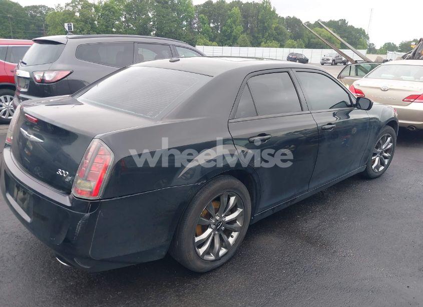 Photo 4 of 2014 Chrysler 300 300S (VIN 2C3CCAGG3EH311832)