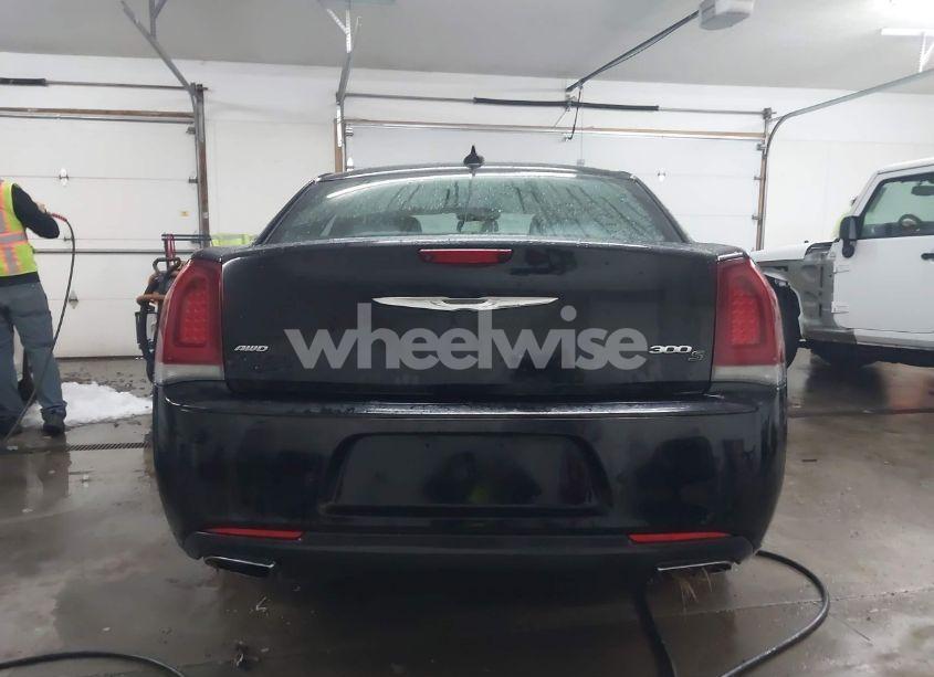 Photo 16 of 2015 Chrysler 300 300S (VIN 2C3CCAGG3FH787418)