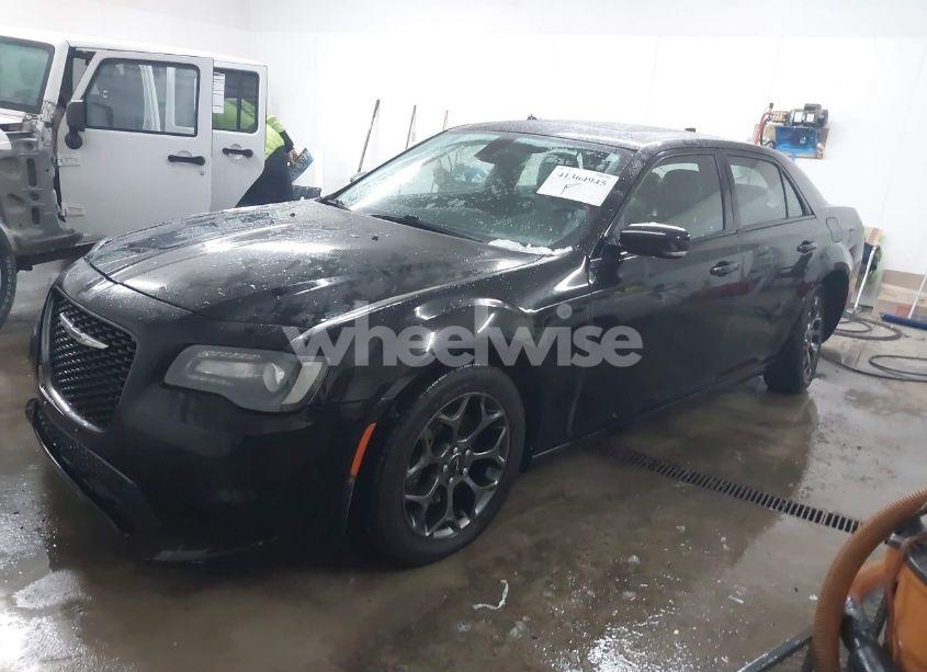 Photo 2 of 2015 Chrysler 300 300S (VIN 2C3CCAGG3FH787418)