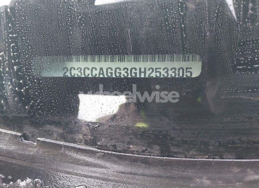 Photo 9 of 2016 Chrysler 300 300S (VIN 2C3CCAGG3GH253305)