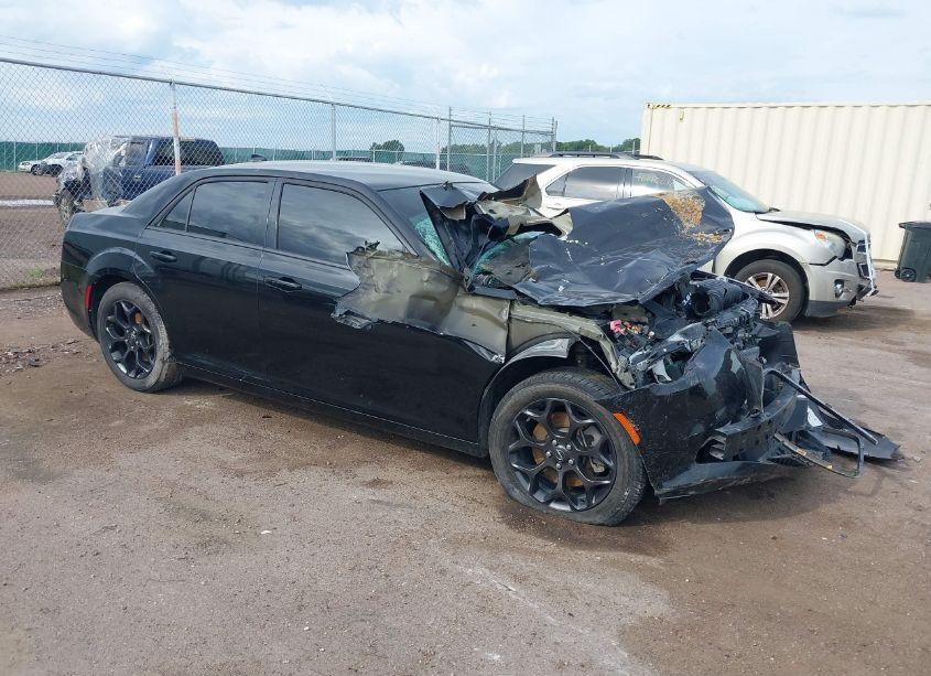 2019 Chrysler 300 S (VIN 2C3CCAGG3KH635214) main photo