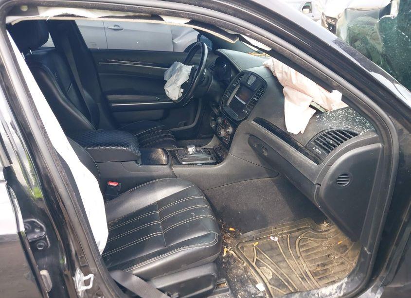 Photo 5 of 2019 Chrysler 300 S (VIN 2C3CCAGG3KH635214)