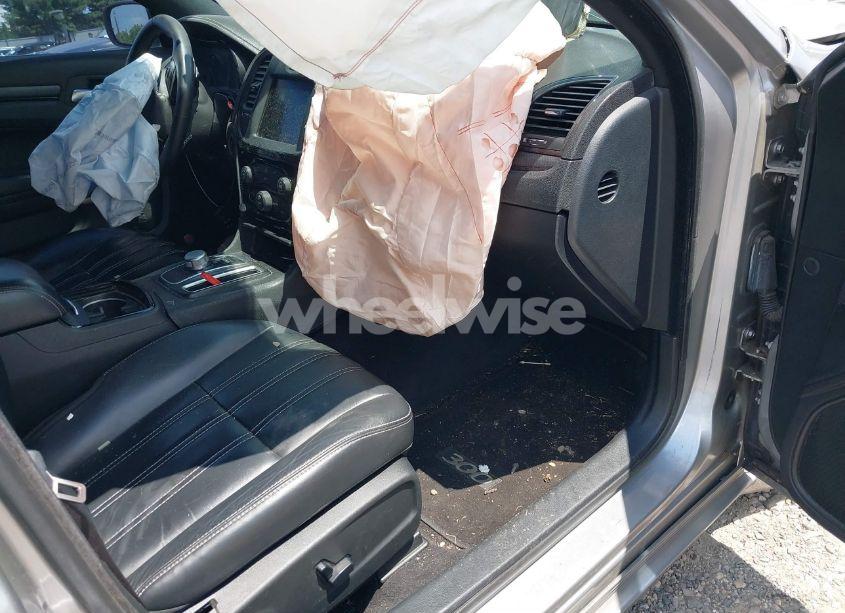 Photo 5 of 2015 Chrysler 300 300S (VIN 2C3CCAGG4FH787184)