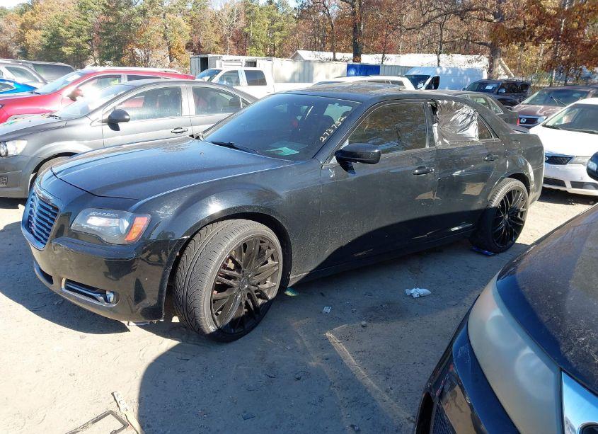 Photo 2 of 2014 Chrysler 300 300S (VIN 2C3CCAGG5EH273732)