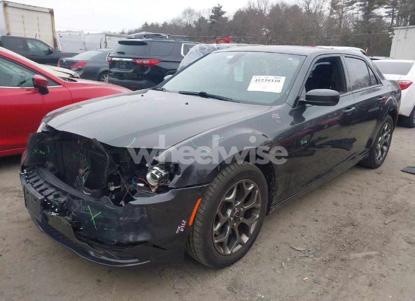 Photo 2 of 2015 Chrysler 300 300S (VIN 2C3CCAGG5FH814392)