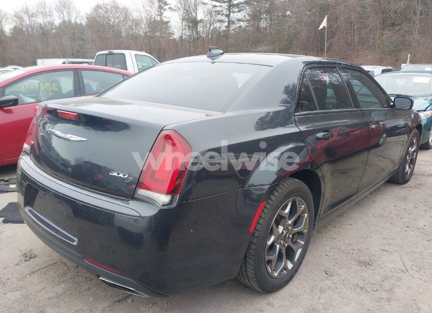Photo 4 of 2015 Chrysler 300 300S (VIN 2C3CCAGG5FH814392)