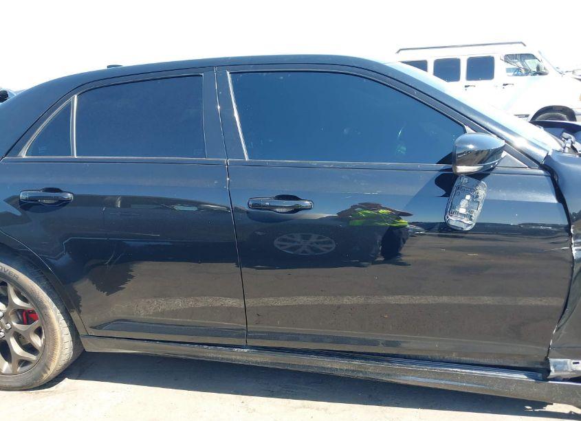 Photo 12 of 2016 Chrysler 300 300S ALLOY EDITION (VIN 2C3CCAGG5GH270302)