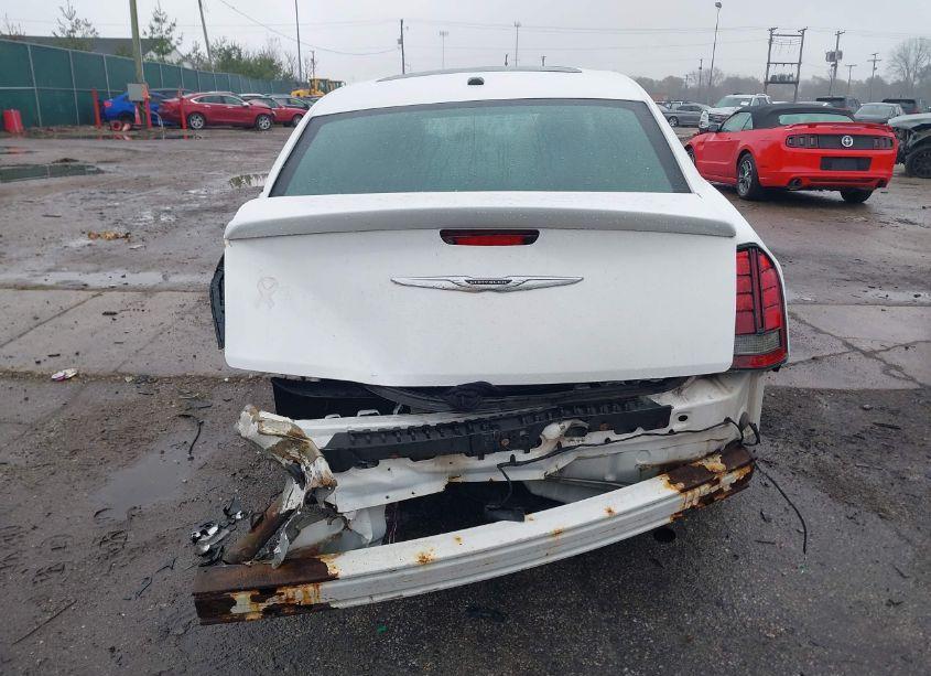 Photo 17 of 2014 Chrysler 300 300S (VIN 2C3CCAGG6EH240089)