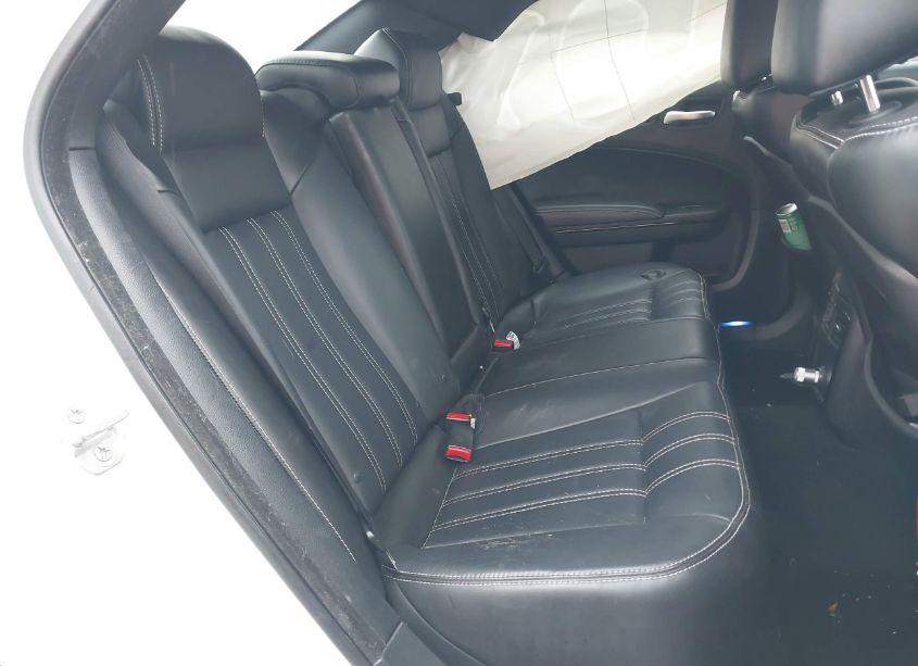 Photo 8 of 2014 Chrysler 300 300S (VIN 2C3CCAGG6EH240089)