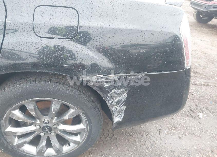 Photo 17 of 2014 Chrysler 300 300S (VIN 2C3CCAGG6EH352911)