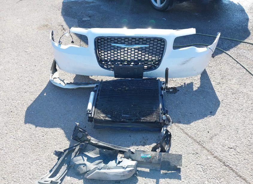 Photo 12 of 2015 Chrysler 300 300S (VIN 2C3CCAGG6FH814448)