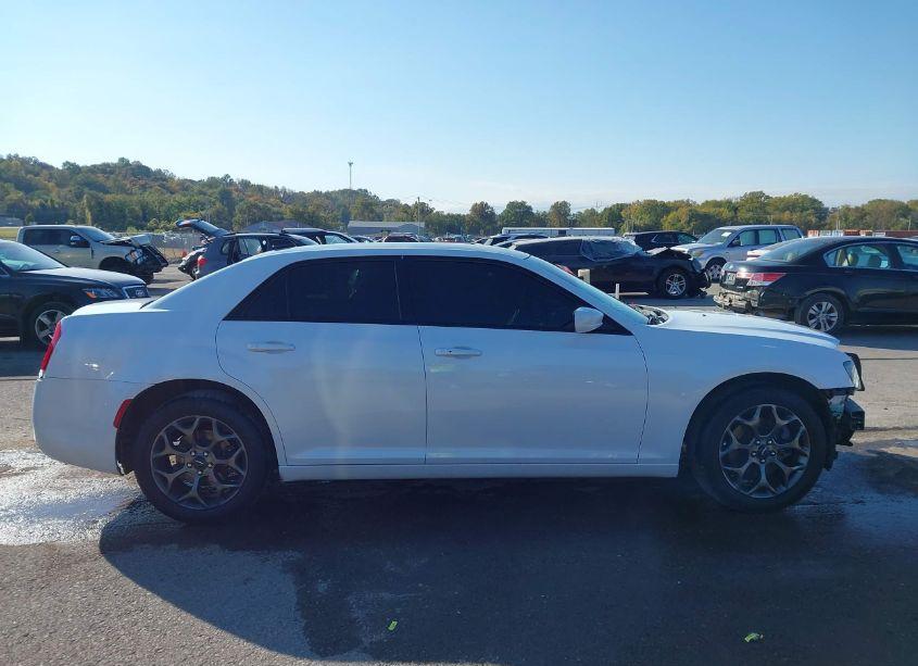 Photo 14 of 2015 Chrysler 300 300S (VIN 2C3CCAGG6FH814448)