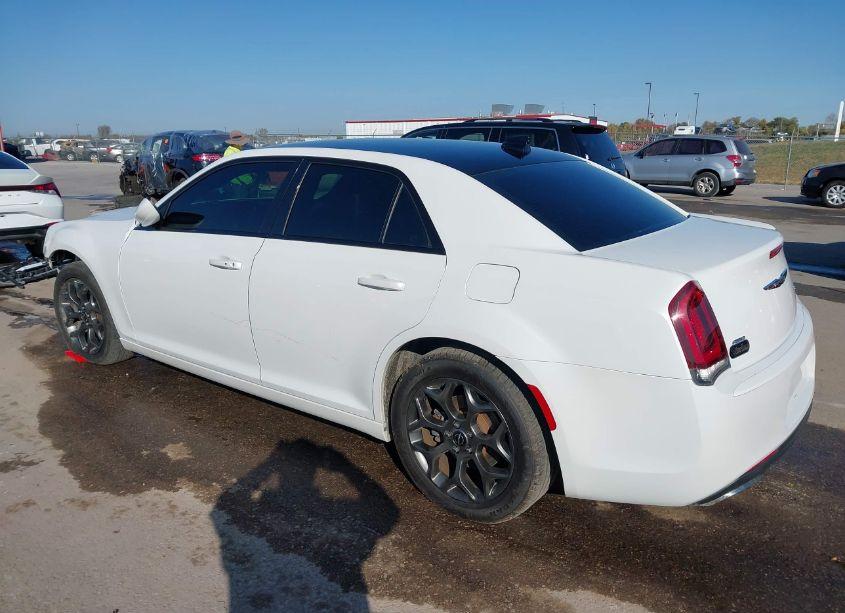 Photo 3 of 2015 Chrysler 300 300S (VIN 2C3CCAGG6FH814448)