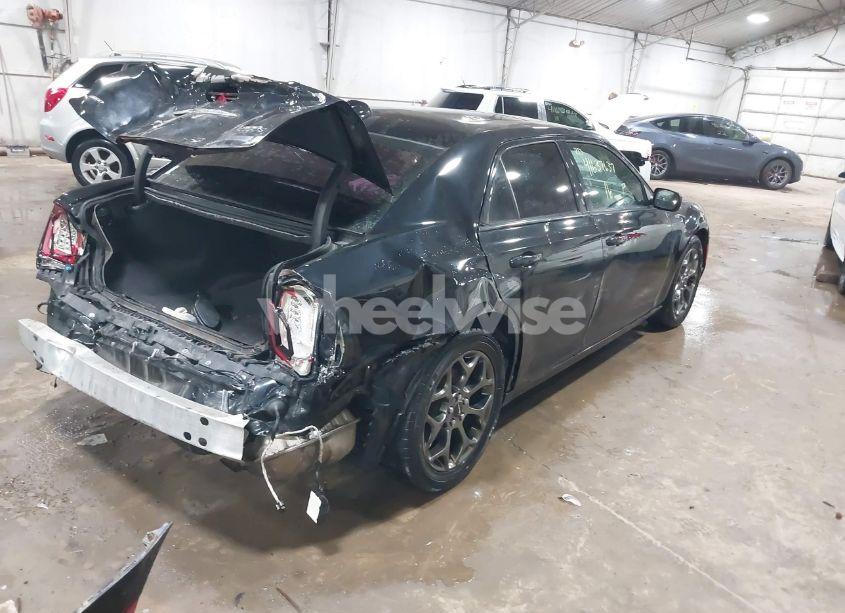 Photo 4 of 2016 Chrysler 300 300S (VIN 2C3CCAGG6GH287822)