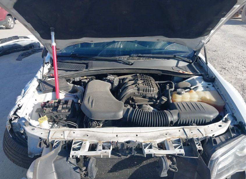 Photo 10 of 2015 Chrysler 300 300S (VIN 2C3CCAGG7FH909052)