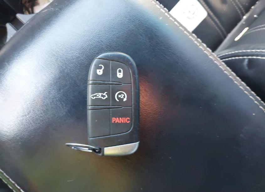 Photo 11 of 2015 Chrysler 300 300S (VIN 2C3CCAGG7FH909052)