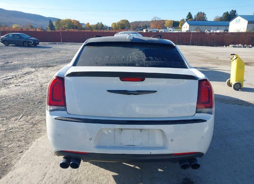 Photo 17 of 2015 Chrysler 300 300S (VIN 2C3CCAGG7FH909052)