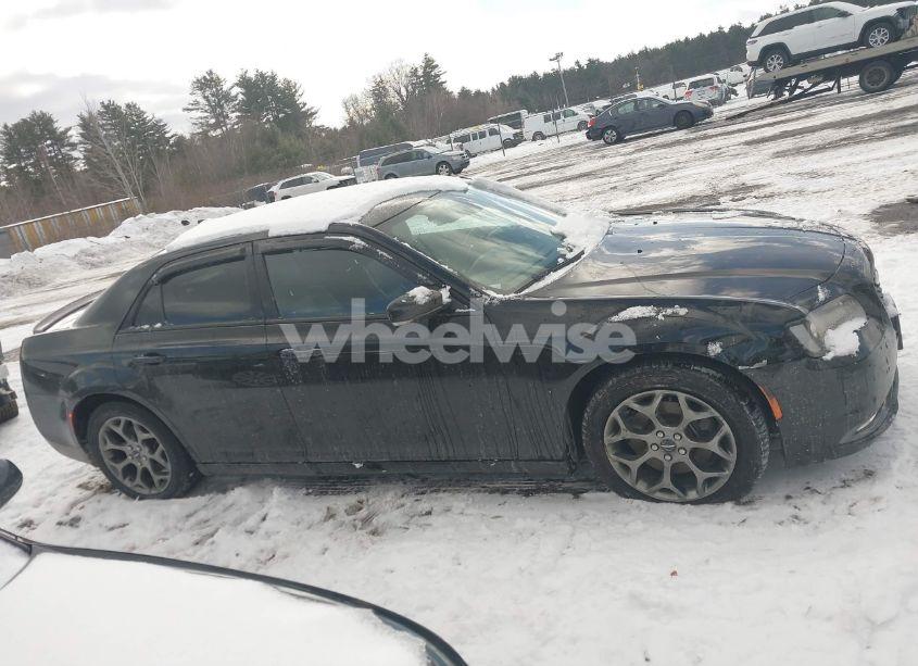 Photo 13 of 2015 Chrysler 300 300S (VIN 2C3CCAGG8FH904488)
