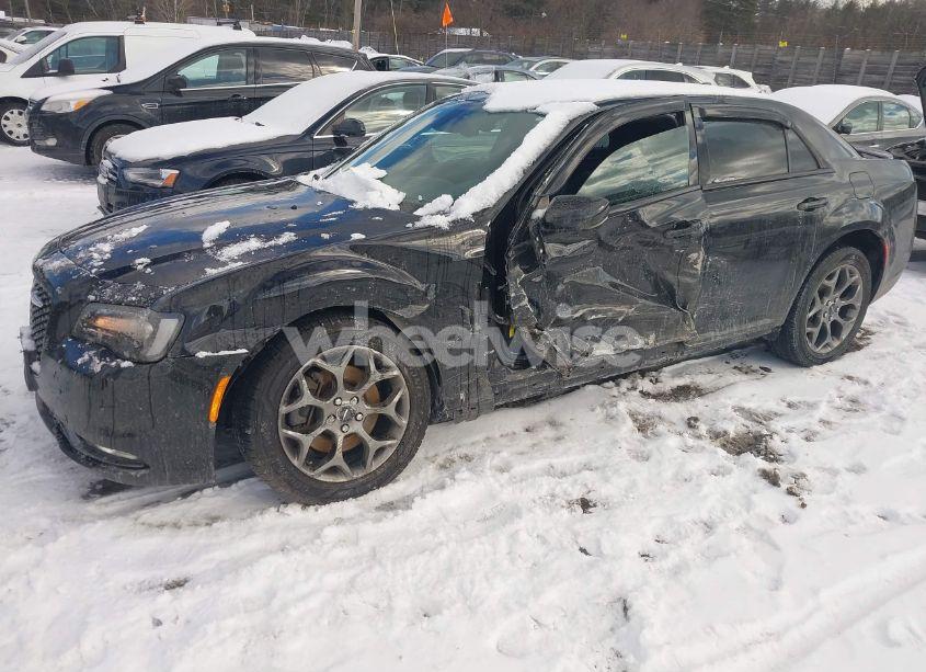 Photo 2 of 2015 Chrysler 300 300S (VIN 2C3CCAGG8FH904488)