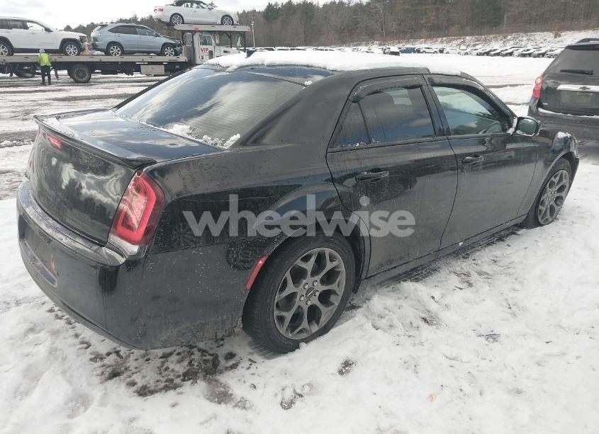 Photo 4 of 2015 Chrysler 300 300S (VIN 2C3CCAGG8FH904488)