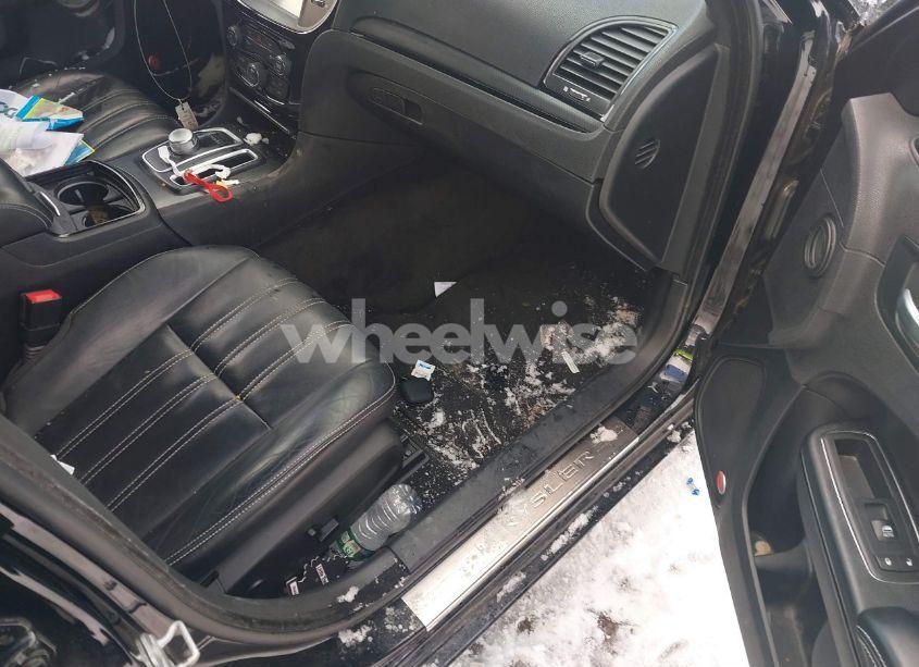 Photo 5 of 2015 Chrysler 300 300S (VIN 2C3CCAGG8FH904488)