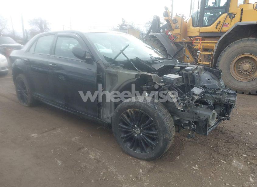 2016 Chrysler 300 (VIN 2C3CCAGG8GH296361) main photo