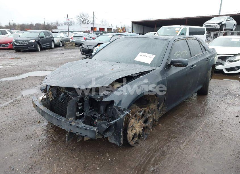 Photo 2 of 2019 Chrysler 300 300S AWD (VIN 2C3CCAGG8KH637069)