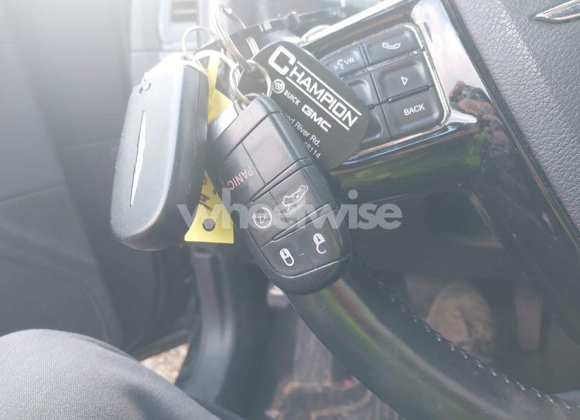 Photo 11 of 2014 Chrysler 300 300S (VIN 2C3CCAGG9EH361487)