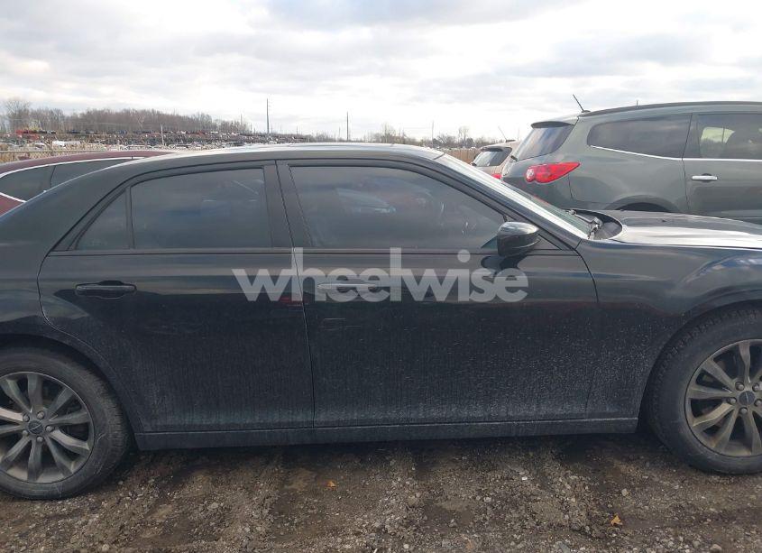 Photo 13 of 2014 Chrysler 300 300S (VIN 2C3CCAGG9EH361487)