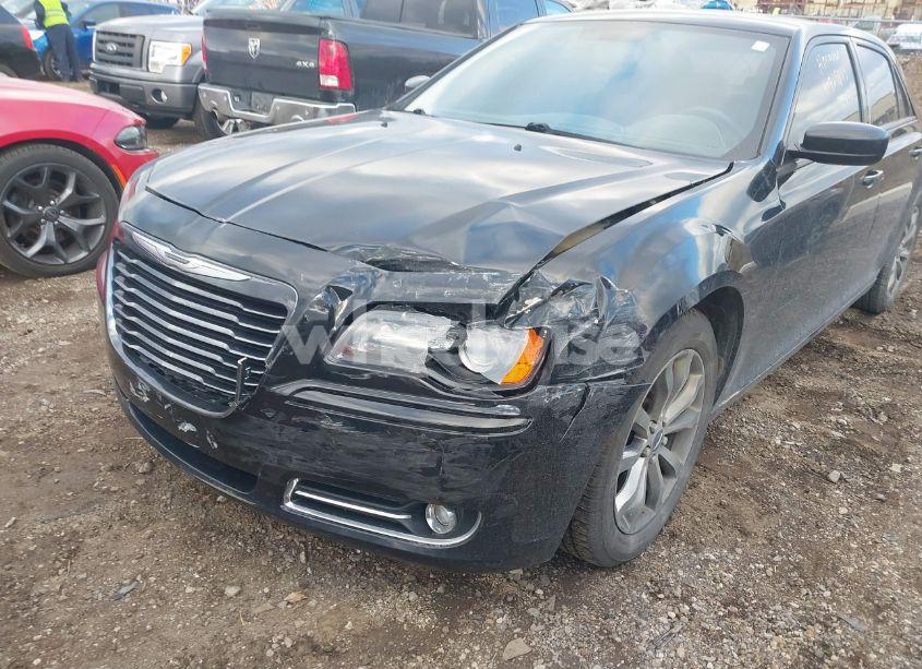Photo 6 of 2014 Chrysler 300 300S (VIN 2C3CCAGG9EH361487)
