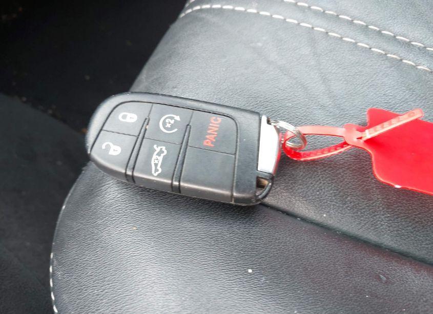 Photo 11 of 2015 Chrysler 300 (VIN 2C3CCAGG9FH808871)