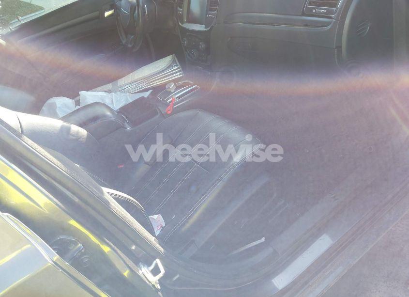 Photo 5 of 2016 Chrysler 300 300S (VIN 2C3CCAGG9GH170915)