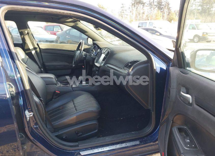 Photo 5 of 2014 Chrysler 300 300S (VIN 2C3CCAGGXEH183881)