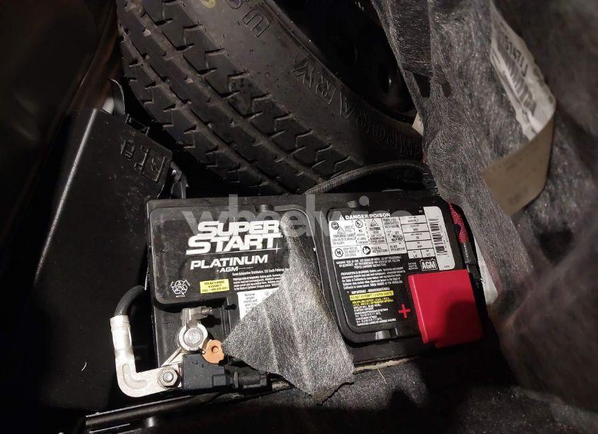 Photo 18 of 2014 Chrysler 300 300S (VIN 2C3CCAGGXEH384728)