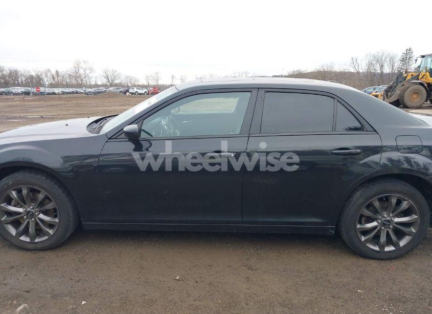 Photo 14 of 2014 Chrysler 300 300S (VIN 2C3CCAGT3EH236935)