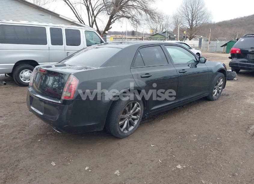 Photo 4 of 2014 Chrysler 300 300S (VIN 2C3CCAGT3EH236935)