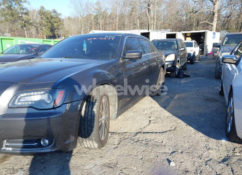 Photo 2 of 2013 Chrysler 300 300S (VIN 2C3CCAGT5DH652855)