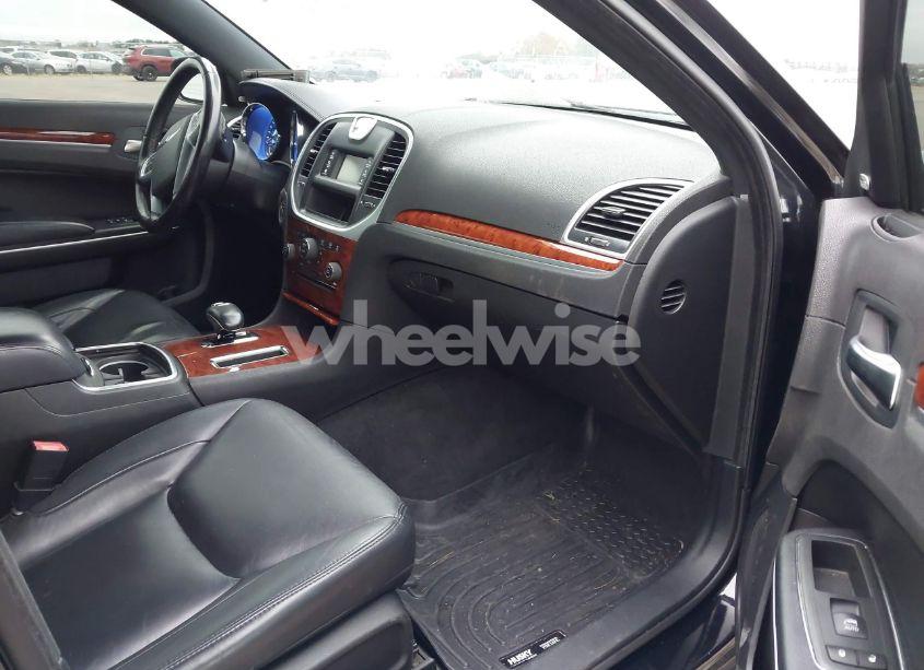 Photo 5 of 2012 Chrysler 300 LIMITED (VIN 2C3CCAHG0CH130022)