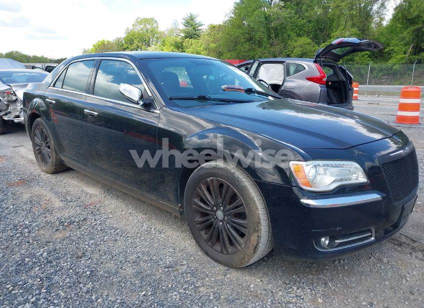 2012 Chrysler 300 LIMITED (VIN 2C3CCAHG1CH122981) main photo