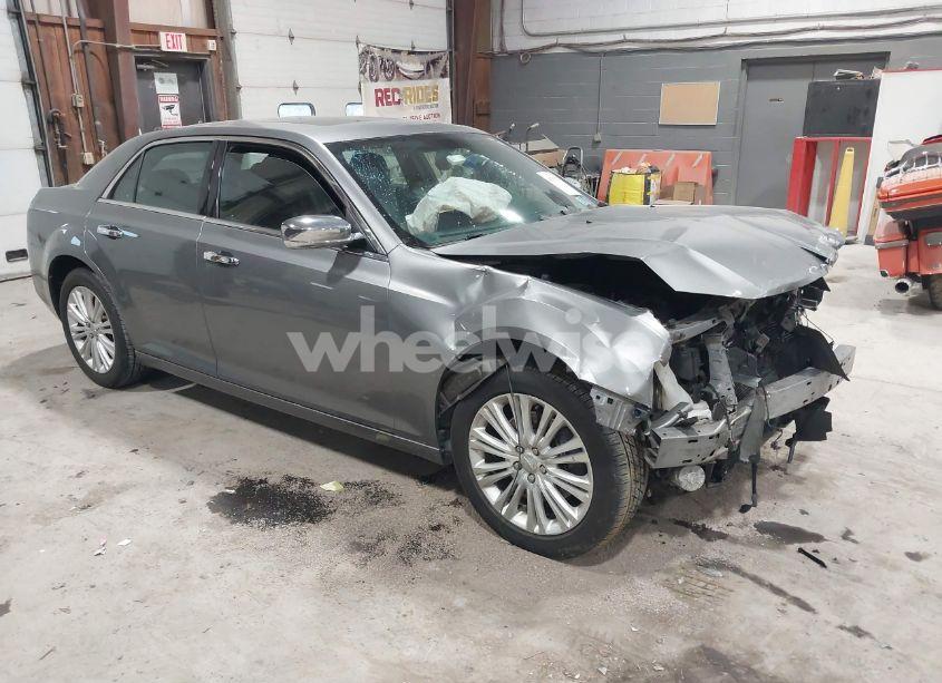 2012 Chrysler 300 LIMITED (VIN 2C3CCAHG4CH184942) main photo