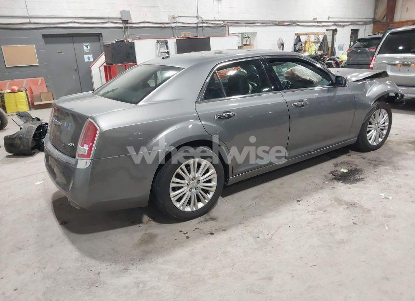 Photo 4 of 2012 Chrysler 300 LIMITED (VIN 2C3CCAHG4CH184942)