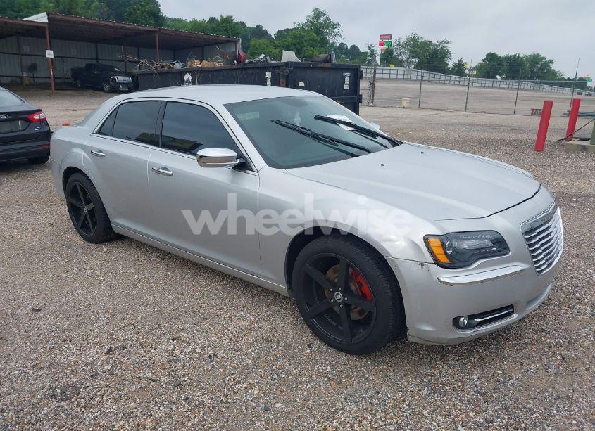 2012 Chrysler 300 LIMITED (VIN 2C3CCAHG5CH217107) main photo