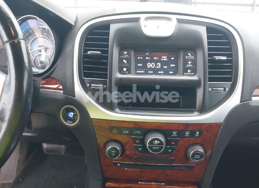 Photo 13 of 2012 Chrysler 300 LIMITED (VIN 2C3CCAHG5CH217107)