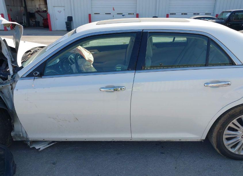 Photo 14 of 2012 Chrysler 300 LIMITED (VIN 2C3CCAHG6CH179919)