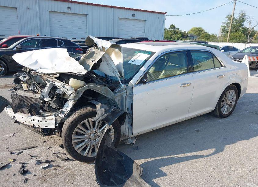 Photo 2 of 2012 Chrysler 300 LIMITED (VIN 2C3CCAHG6CH179919)